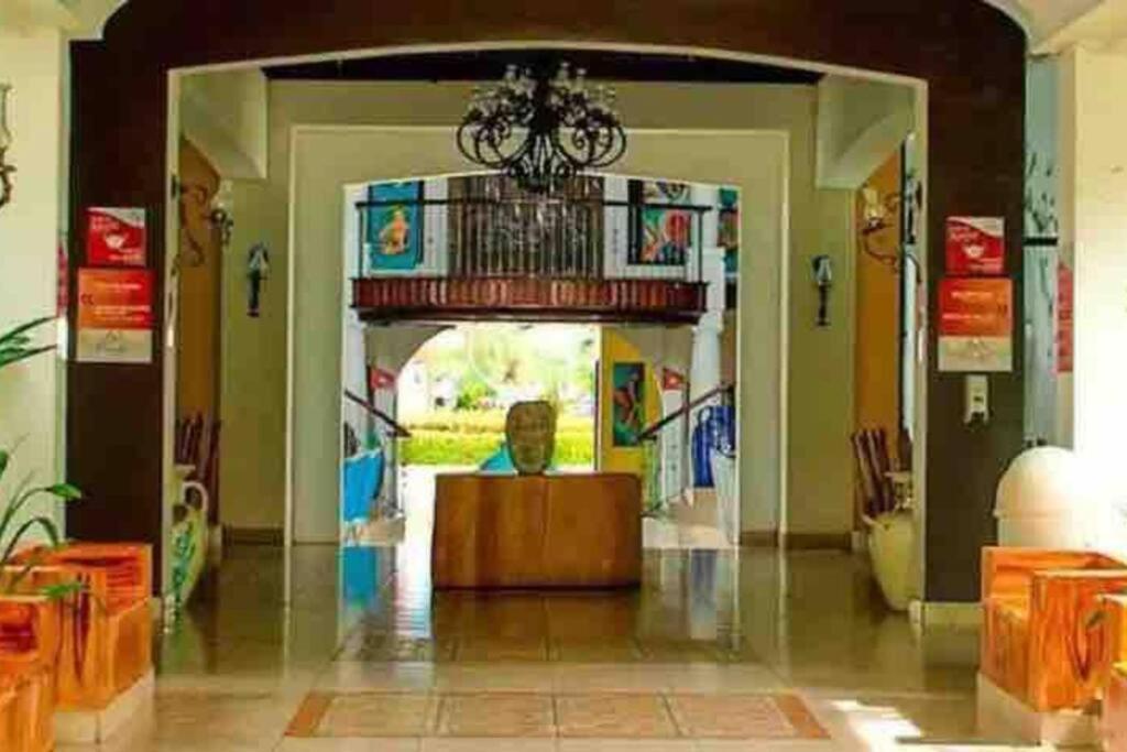 Villa De Ali In Palma Real La Ceiba Exterior photo